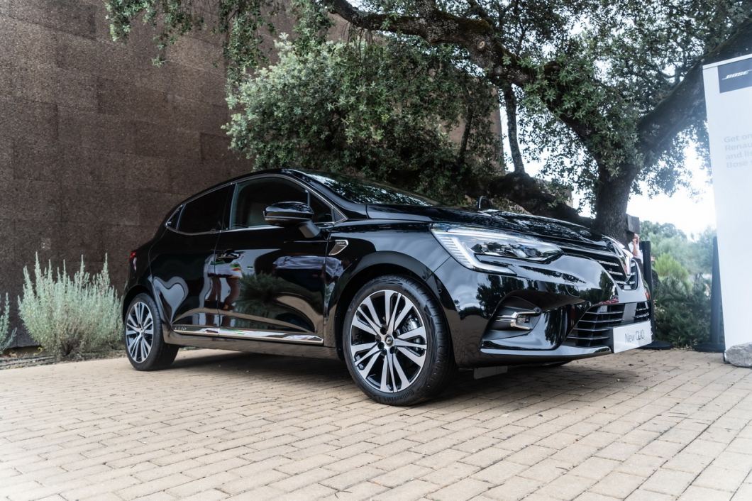 renault-clio5-initialeparis-21